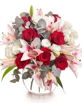 Buchet cu crini „Noblesse”