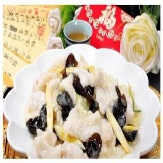 j25 მოთუშული ჩინური კომბოსტო სოკოთი