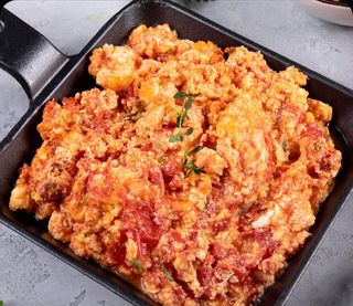 Ձվածեղ Լոլիկով