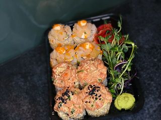 Тартар з лосося та креветки (350g)