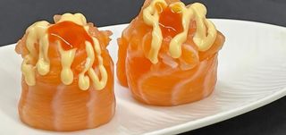 G1b Gunkan spicy salmone