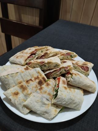 Лаваш з баликом (300г)