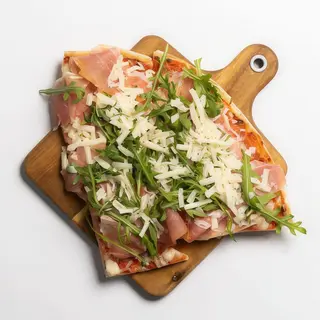Crudo, rucola e grana - 1/4 teglia