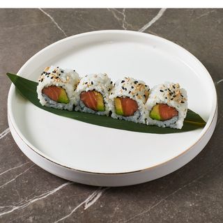 Uramaki salmone avocado