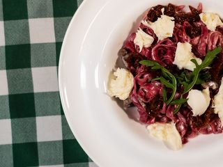 Бурякова паста із телятиною-гриль, в'яленими томатами та сиром Моцарела (310g)