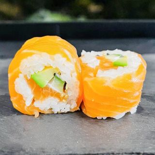 131.Uramaki Rollitos Fresco Salmón (8 Uds.)