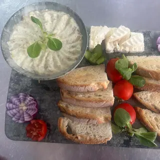 Salata de vinete cu telemea
