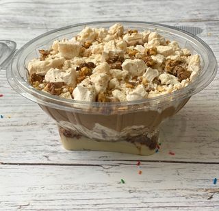 ჩინური ტორტი ყავის კრემით, ბეზეტი და ნიგვზით 500 გრ