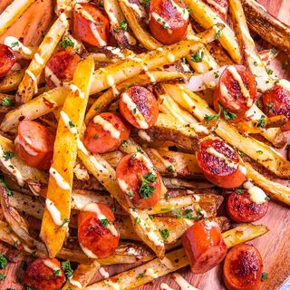 3. Salchipapas (Ración)