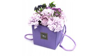 Wiosenny bukiet mydlany - Lawendowe Róże i Goździki