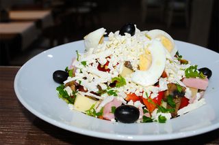 Овчарска салата (450г)