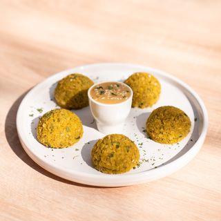 Falafels Con Tahini (4 unidades)