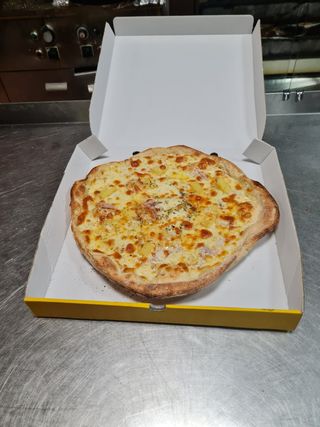 Pizza Tropical (Mediana)