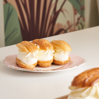 Mini ecler cu frișcă naturală