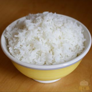 Riso bianco al vapore