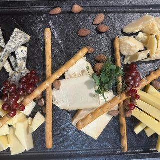 Platou de Branzeturi