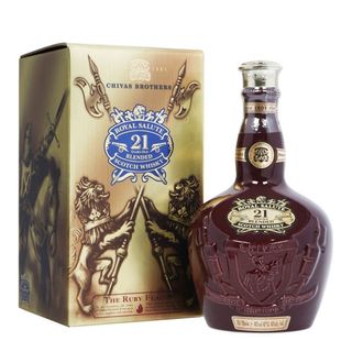 Chivas 21 Años Royal Salute