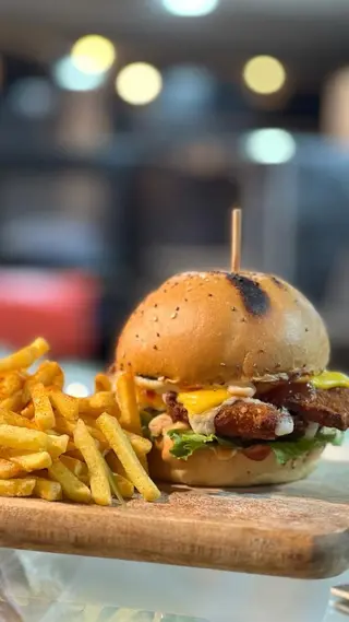 Hamburger Viande + Poulet + Boisson