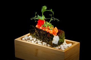 Gunkan De Salmón (1 Ud.)