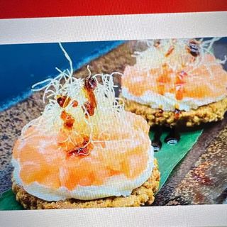 214. Risosu con tartare di salmone