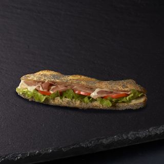 Sandwich pavot jambon crud