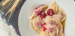 Вареники з вишнями  (240/20г)