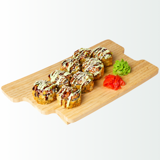 Tempura roll with salmon