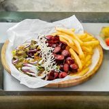 Мисливські ковбаски з картоплею