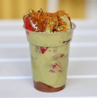 Copo de Fruta c/ Chocolate