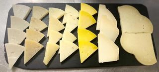 Tabla Surtida De Quesos De Teruel