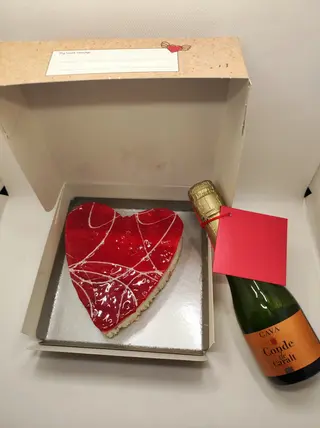 Tarta Enamorados + Cava 200ml