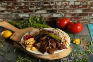 Menú Plato Kebab Xxl (Ensalada Y Carne)