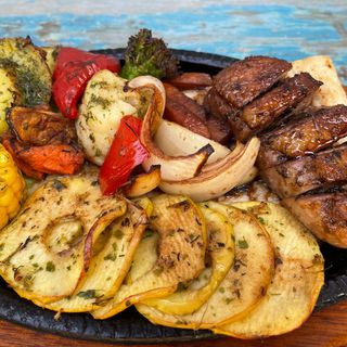 Качина грудка на з запеченими овочами 460 г