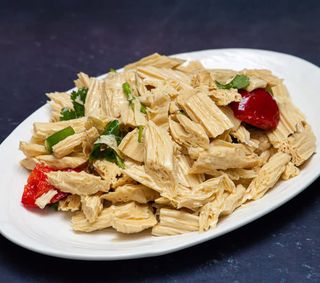 Салат из спаржи