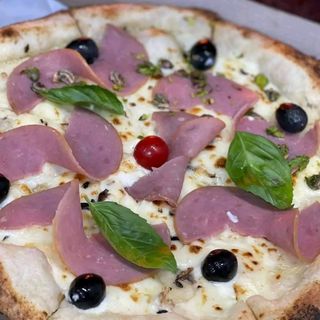 Pizza Pepperoni Double Pâte
