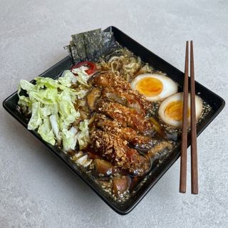 Рамен з курятиною (450г)