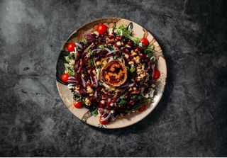 Ensalada De Queso De Cabra