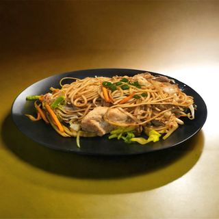 Спагети с пиле (700г)