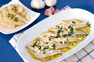 Boquerones En Vinagre