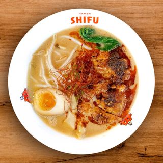 Spicy fried chicken ramen (200 g.)