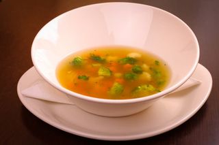 Bistra supa sa povrćem 