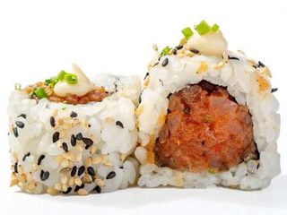 Uramaki spicy tonno