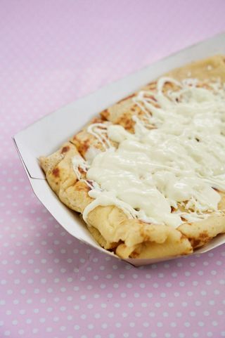 Clătită cu ciocolată albă