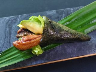 70F. Temaki Unagi