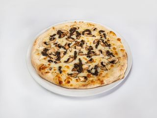 Pizza trufa negra y funghi