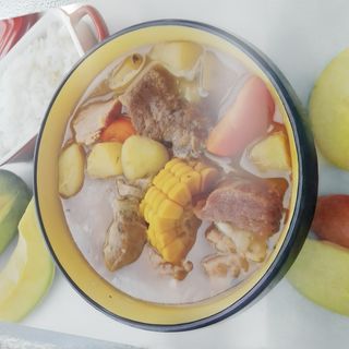 Menú de Sancocho (4 surtidos de carne)