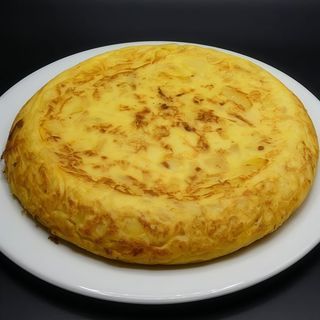 Tortilla Rellena De Bonito (Grande)
