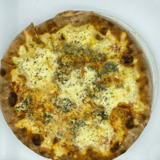 Pizza Quattro Formaggi