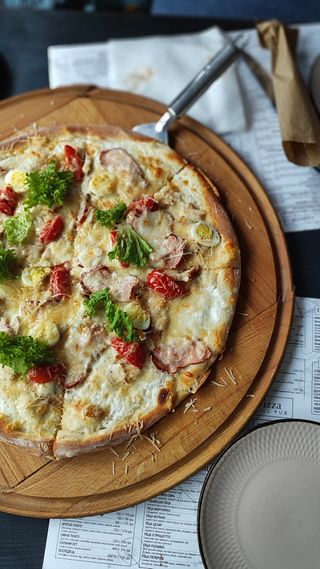 Піца Цезар (28см) 500 г