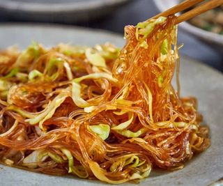 Spaghetti soia con verdure 